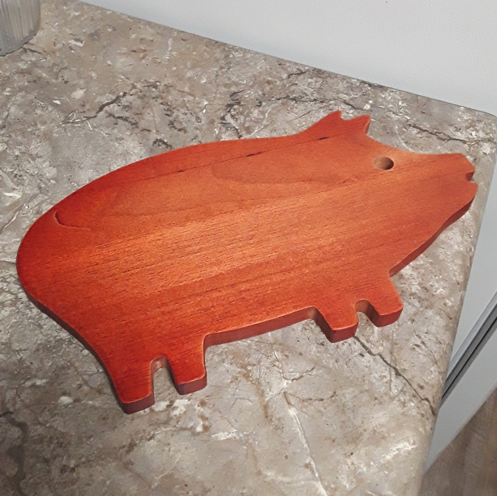 Wooden Pig Cutting Board Kitchen Decor